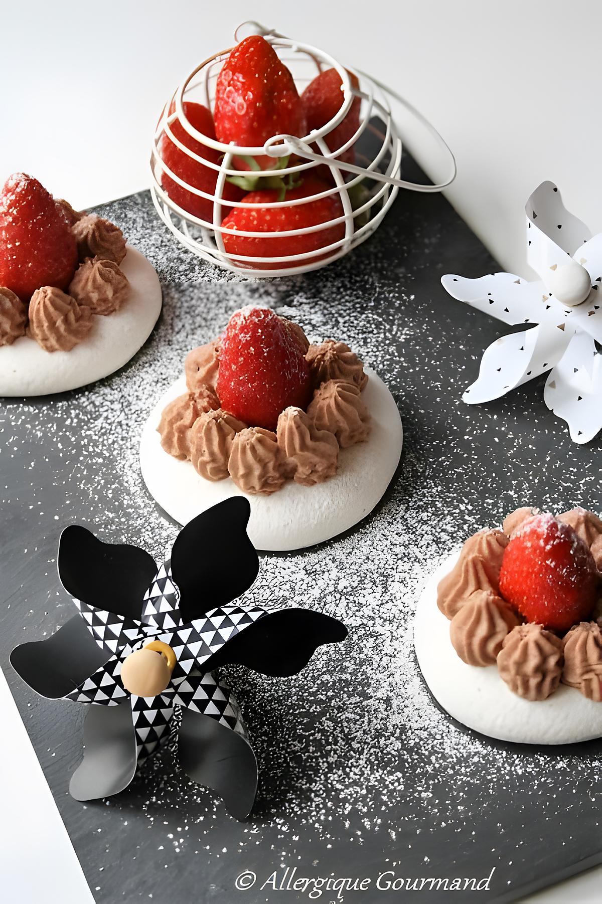 recette Mousse au chocolat sur sa meringue, bio, sans gluten, sans oeufs