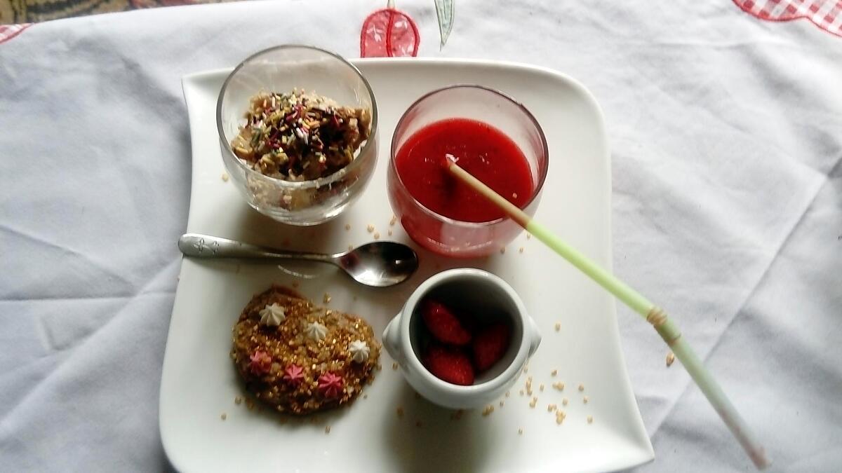 recette Assiette. Dessert.....soupe. De fraises. De kerfleury. .  Du blog Les food amour