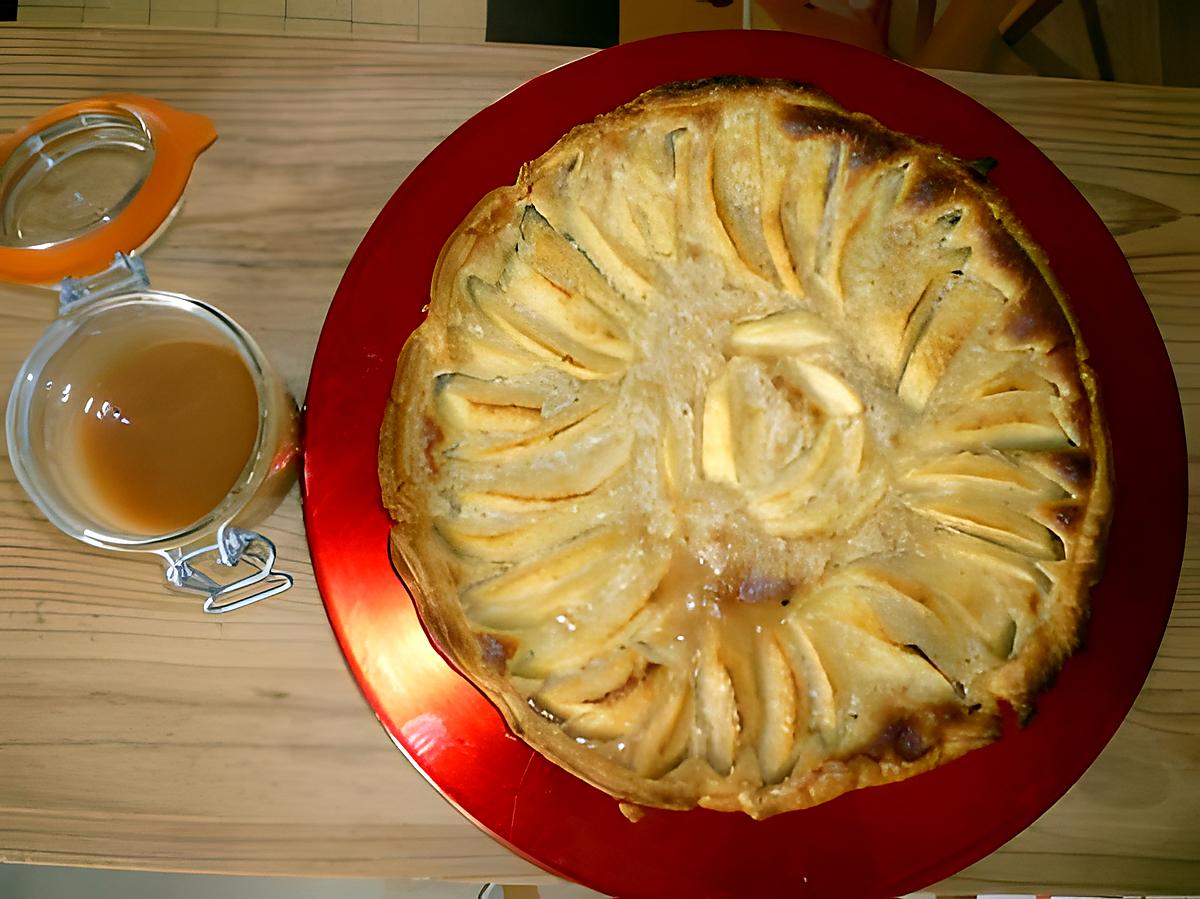recette Tarte au pommes sauce caramel beurre salé