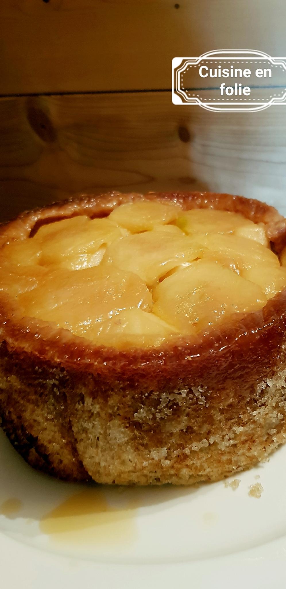 recette Charlotte aux pommes flambée au calvados, caramel salé