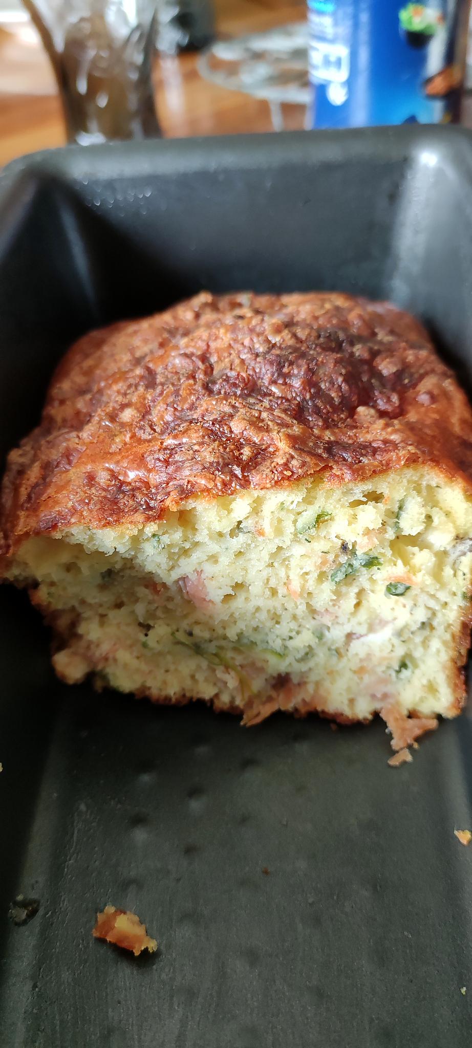 recette Cake au saumon et aux herbes
