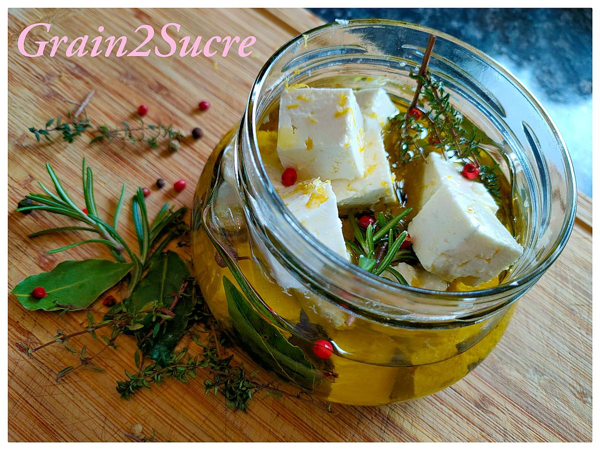 recette Fêta marinée à l'huile d'olive aux herbes fraîches