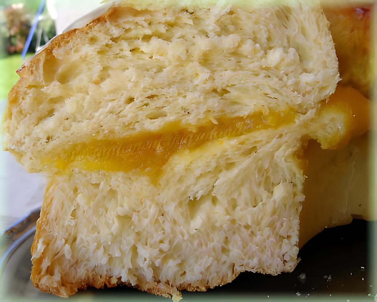 recette Brioche amandine au citron fourrée à la crème de calissons