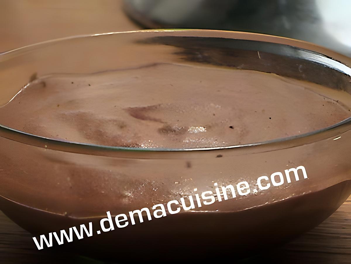 recette Mousse chocolat, sans œuf, sans beurre … et presque pas de sucre …  mais très chocolat