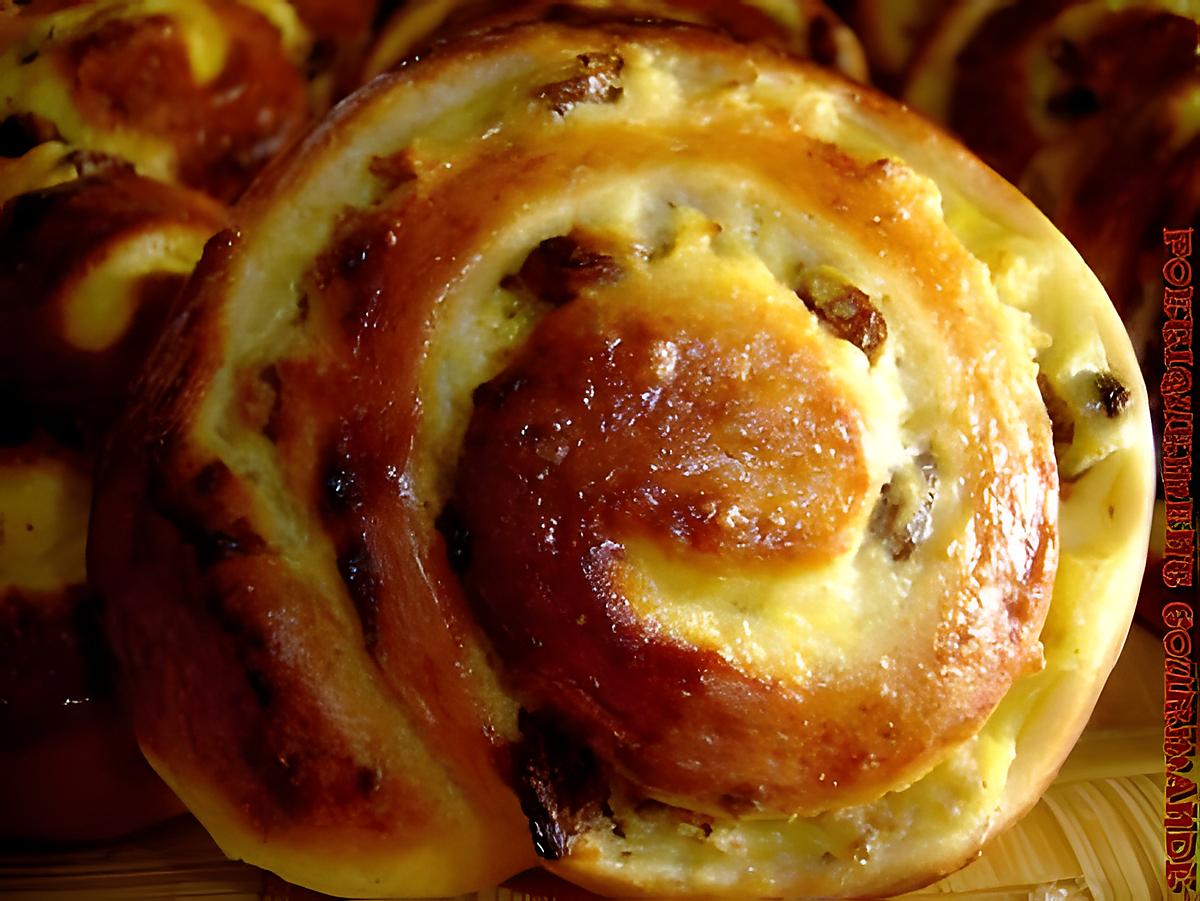 recette Pains aux raisins rhum ,noisettes