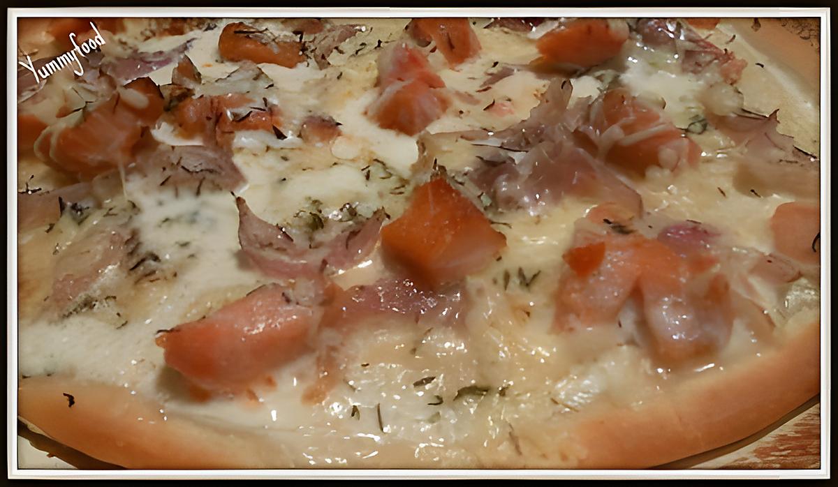 recette Pizza saumon fumé - crème fraiche