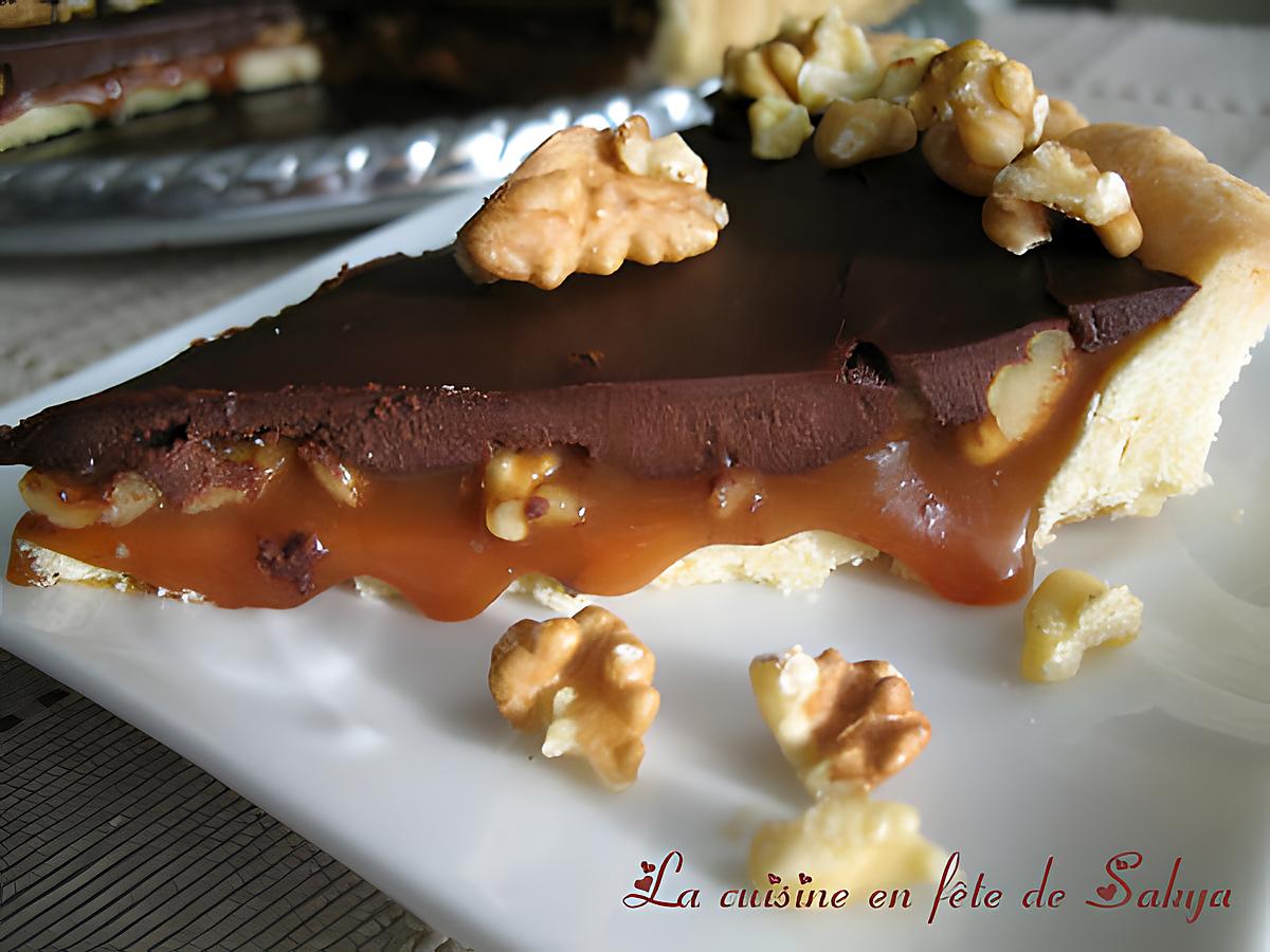recette Tarte au chocolat, au caramel et aux noix de Grenoble