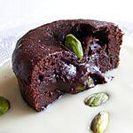recette Moelleux au chocolat coeur truffé à la pistache et leur crème anglaise au café