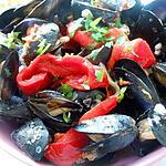 recette MOULES  A L'AIL ET POIVRON