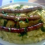 recette PUREE   AUX  TROIS  LEGUMES ET SAUCISSES GRILLEES