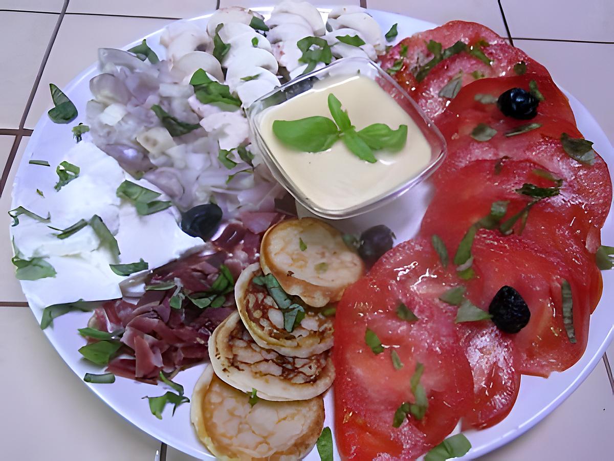 Salade de légumes. ricotta.basilic. vinaigrette.+ photos. 430