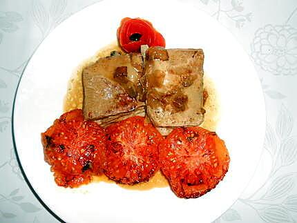 Tomates poêlées au beurre de coriandre 430