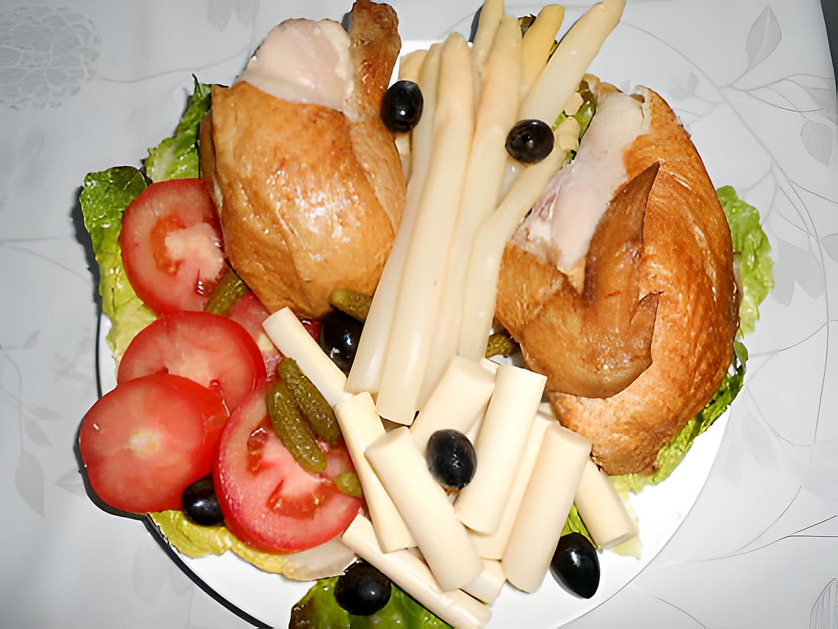 Poulet fumé et sa petite salade 430