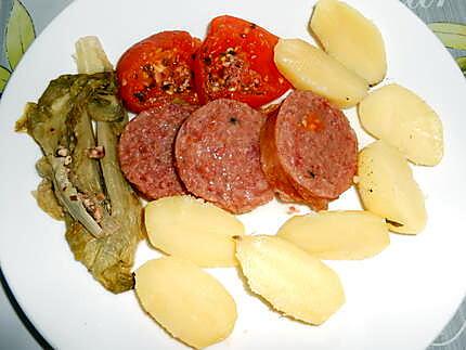 Saucisson et petits légumes vapeur 430