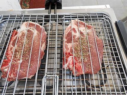 Échine de porc grillee et persillade 430