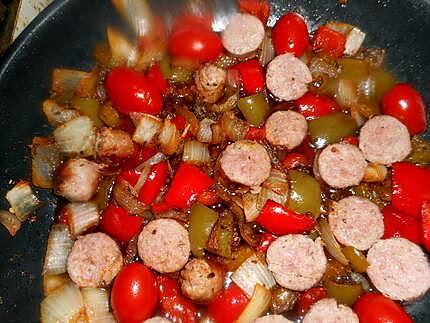 fricasser de saucissse de toulouse aux poivrons 430