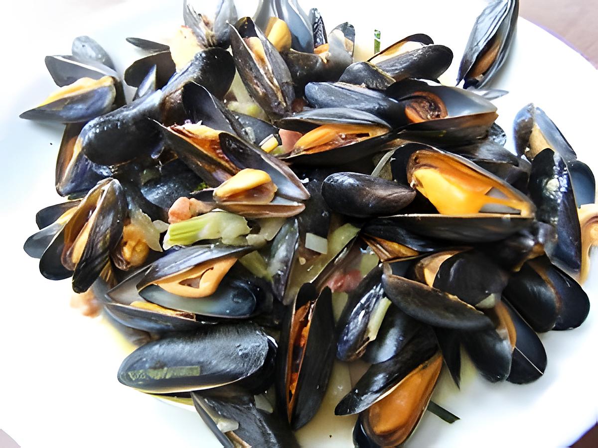 recette Moules au lard fûmé et fenouil