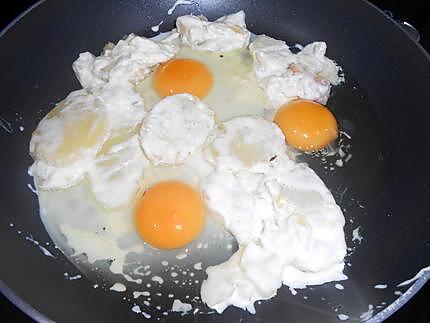 Oeufs au plat et petit gratin de pommes de terre 430