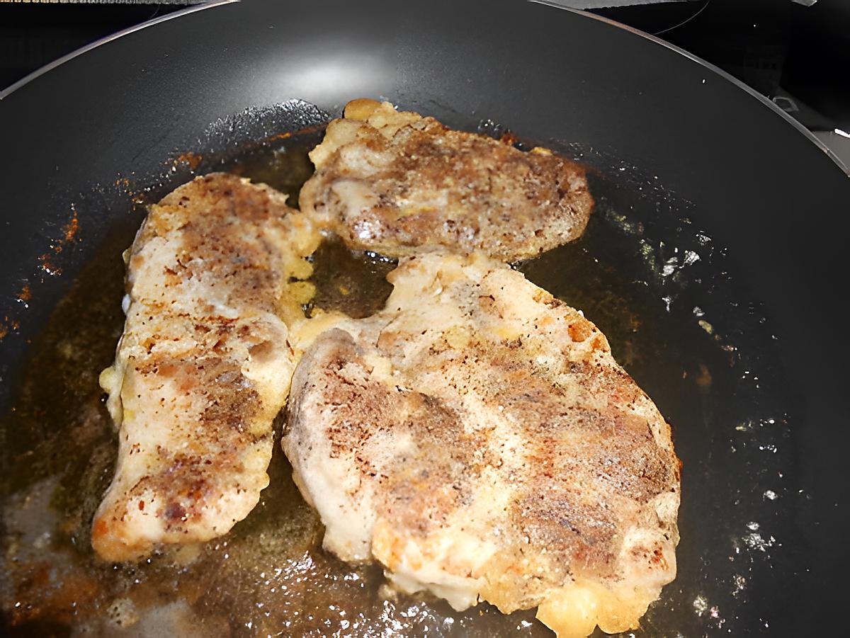 Escalopes de poulet panees au salinu (sel et noisettes concassées) 430