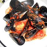 recette BRUSCHETTA AUX MOULES SAUCE TOMATE