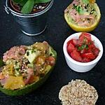 abricot : recette **Petits farcis de Citron et d'Avocat au Saumon,  Abricots secs  avec un  tartare de tomate à la coriandre**