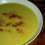 recette Potage aux courgettes et lentilles corail avec une petite touche d'exotisme...