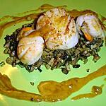 recette SAINT JACQUES ROTIES CHAMPIGNONS DE PARIS SAUCE COLOMBO