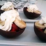 recette Salade de fraise banane en coque au chocolat