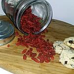 recette Cookies au baies de goji et pétales de roses cristalisés