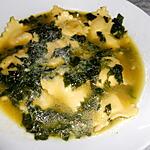 recette RAVIOLI AU BROCCIU ET  BOUILLON AUX EPINARDS