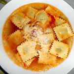 recette RAVIOLI AU BROCCIU AL BRODO (au bouillon)