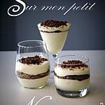 recette Mousse Petits-Suisses, Chocolat Blanc, Eclats de Chocolat Noir et Speculoos