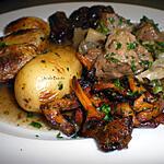 recette Tagine de joues de porc aux girolles, mirabelles, et pommes de terre grenaille…