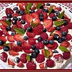recette Tarte aux Fraises, Framboises , Myrtilles et Spéculoos sans cuisson.