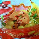 entrée chaude : recette Foie gras de canard et chaud-froid de poires aux raisins.