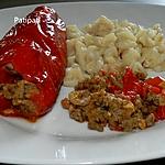 recette Poivrons allongés farcis à la viande hachée-noix de cajou et herbes
