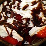 recette Coupe de fraise  chantilly et sauce chocolat