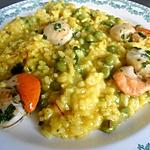 recette RISOTTO SAFRAN AUX PETITS POIS ET ST JACQUES