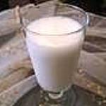 yaourt : recette ayran "boisson au yaourt nature " trés rafraichissante"