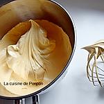recette Chantilly hyper légère, sans matière grasse, avec de l'eau et du café!! Vegan