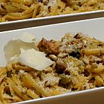 recette Linguines au Pesto Rouge, Dés de Courgette,  Jambon Grillé et Copeaux de Parmesan