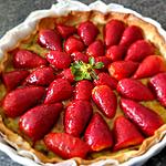 recette Tarte aux fraises sur compote rhubarbe