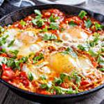 recette oeufs au plat à la tomate