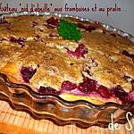 recette Gâteau "nid d'abeille" aux framboises & pralin