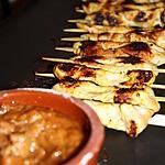 brochettes de poulet, sauce aux cacahuètes