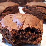 recette BROWNIE AUX NOIX DE MACADAMIA CARAMELISEES