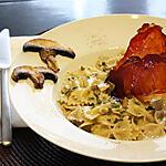 recette Farfalle aux champignons, chips de jambon cru de la Forêt-Noire