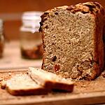 recette Pain complet sucré au son de blé et huile de noix, aux 1001 fruits secs