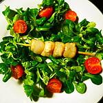 mache : recette brochettes de st jaques sur lit de mache