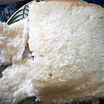 gâteau de riz blanc au lait de coco ou galette... Gâteau de Mayotte